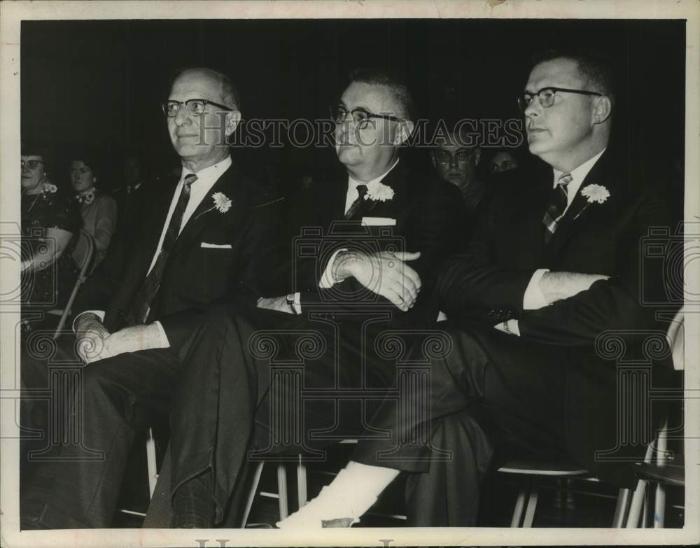 1963 Press Photo School officials at Roessleville, NY Schools PTA meeting,- Historic Images