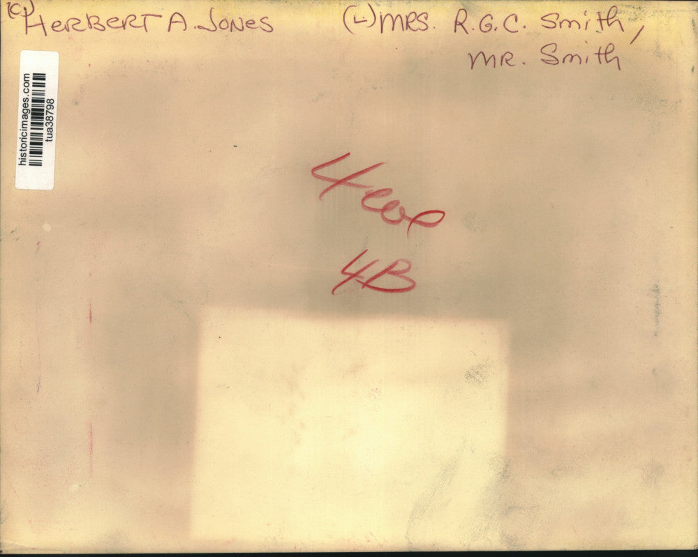 Press Photo Couples chat at social event in Albany, New York - tua38798