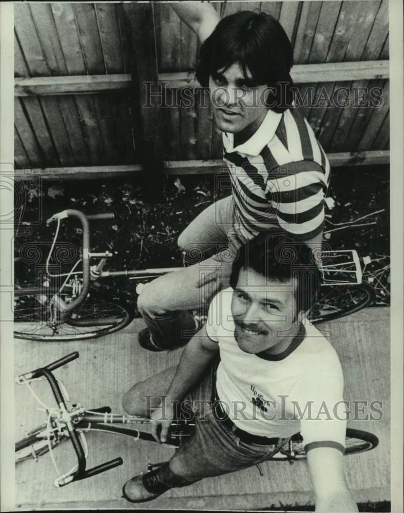 1977 Press Photo Bill Lahaise & John Farnan on bicycles in New York - tua39151- Historic Images