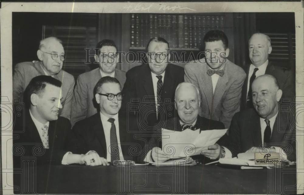 1958 Press Photo Eastern League baseball officials meet in Albany, New York- Historic Images