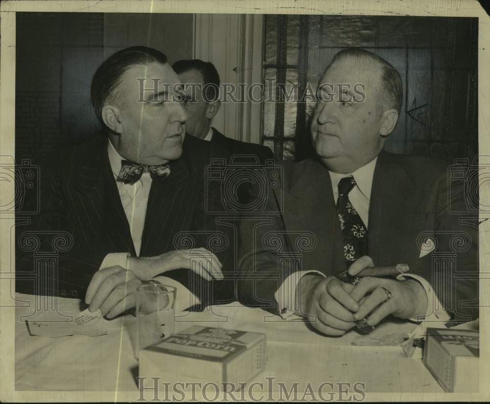 Press Photo John J. Murray &amp; Tom McCaffrey chat in Albany, New York - tua40300- Historic Images