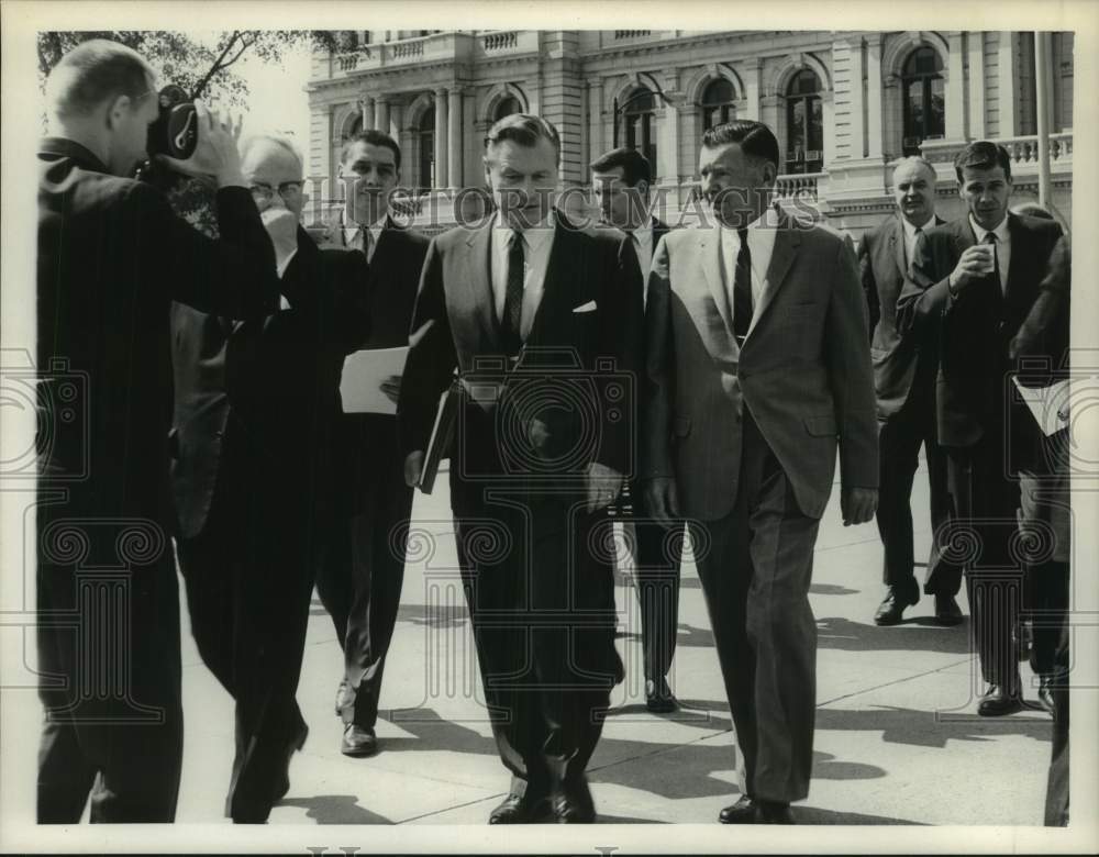 1966 Press Photo Politicians walk outside New York State Legislature in Albany- Historic Images