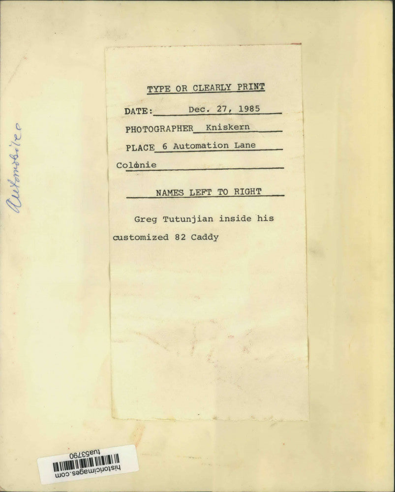 1985 Press Photo Greg Tutunjian in his 1982 Cadillac in Colonie, New York