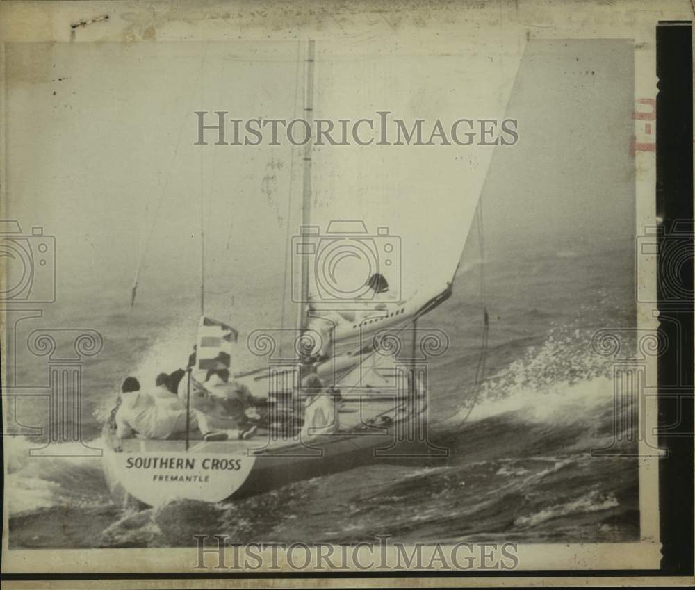 1974 Press Photo &quot;Southern Cross&quot; boat competing in America&#39;s Cup race- Historic Images