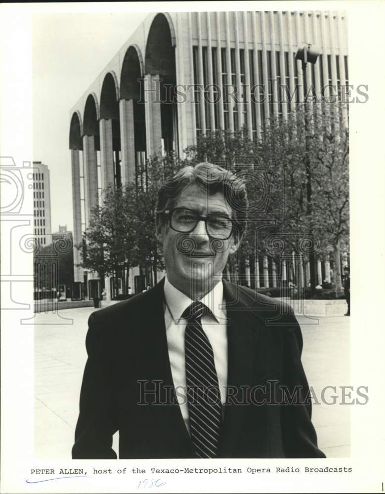 Press Photo Peter Allen, Texaco-Metropolitan Opera Radio Broadcast host, NY