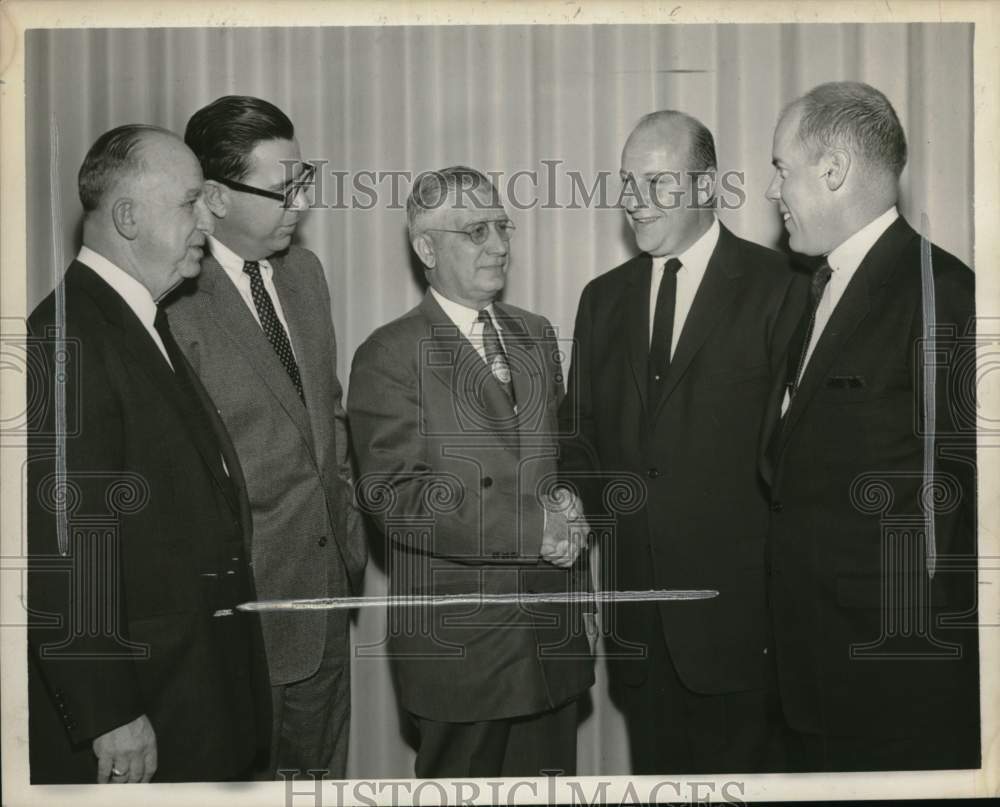 Press Photo Home builders group elects new officers in Albany, New York- Historic Images