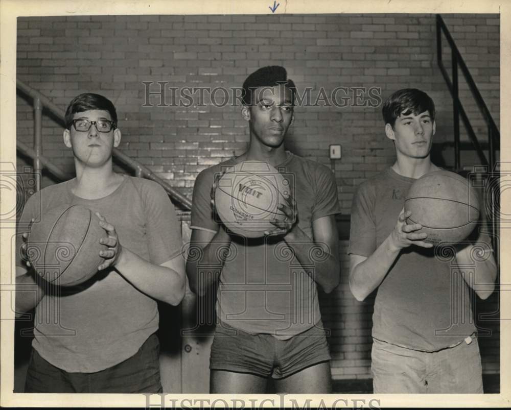 1969 Press Photo Albany High School basketball stars in New York gymnasium- Historic Images