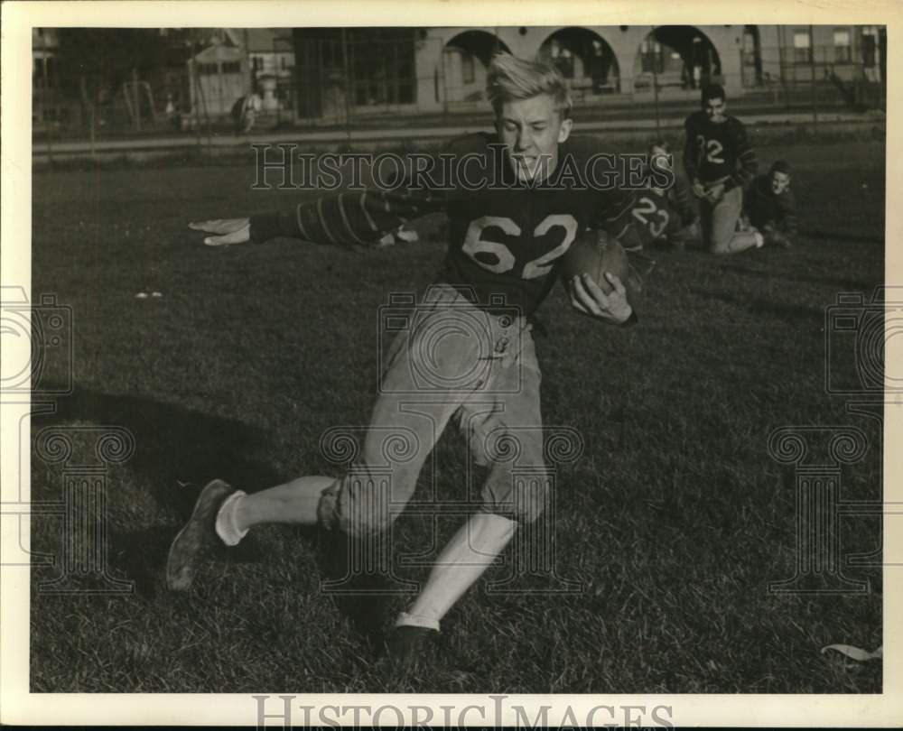 Press Photo New York football player Robert Broom - tua64568- Historic Images