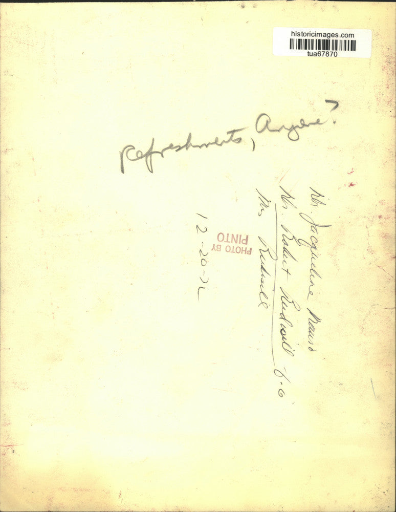 1972 Press Photo Trio chats over punch bowl at event in New York - tua67870