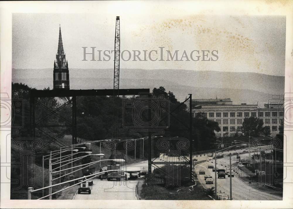 1980 Press Photo Hullett Street Bridge dismantled in Schenectady, New York- Historic Images