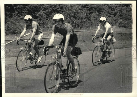 Press Photo Brett Bailey, Greg Adams & Ted Musal bicycling in Clifton Park, NY