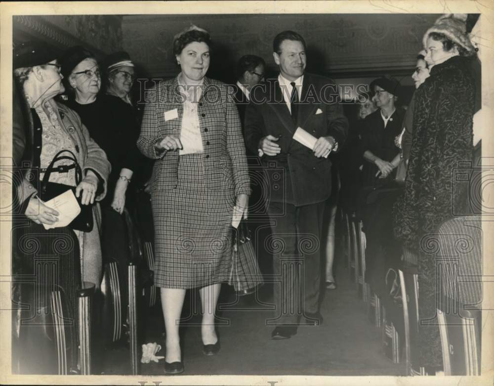 1961 Press Photo Women&#39;s legislative forum held in Albany, New York - tua78710- Historic Images