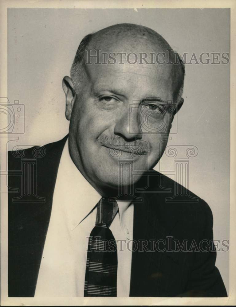 1957 Press Photo Harold Blumenfeld, United Press, New York - tua80340- Historic Images