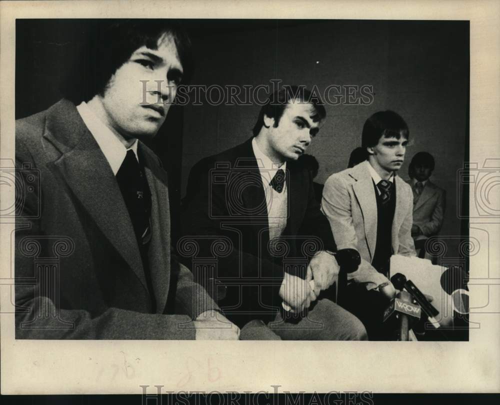 1977 Press Photo Kip Churchill, Jack Rankin &amp; Donnie Marshall in Troy, New York- Historic Images