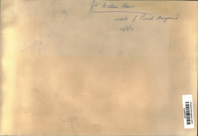 Load image into Gallery viewer, 1971 Press Photo William Davis, editor of Punch magazine, in his office
