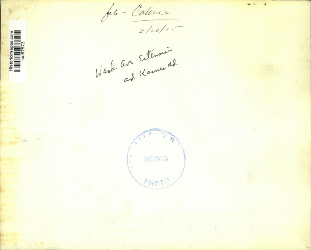 1975 Press Photo Washington Avenue Extension & Karner Road, Colonie, New York