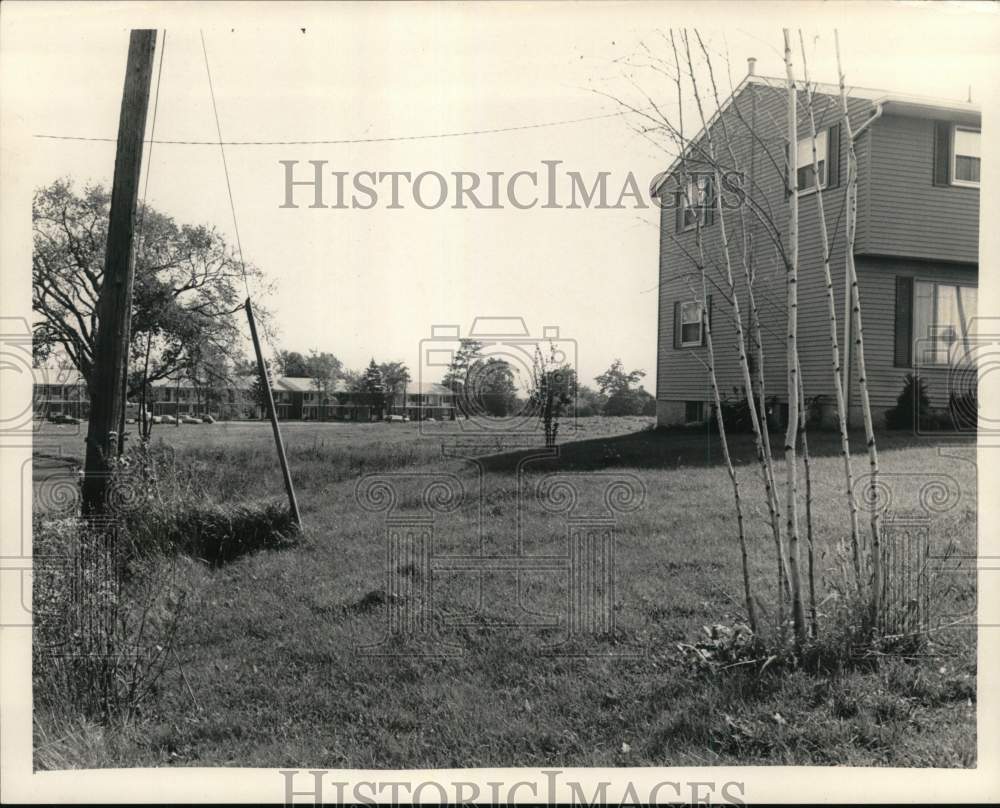 Press Photo Metralane apartment complex, New York - tua87742- Historic Images