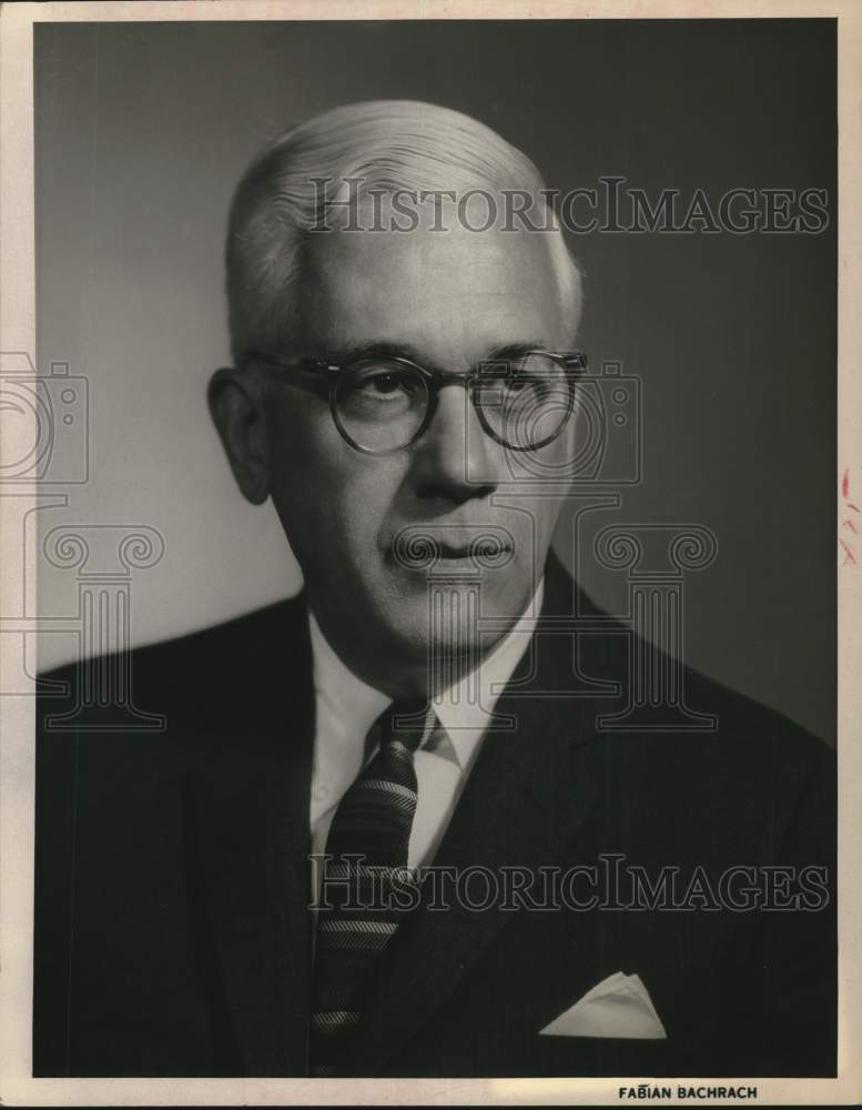 1967 Press Photo Wallis B. Dunckel, President, New York Corporation, New York- Historic Images