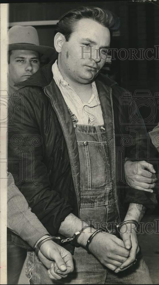 1965 Press Photo William M. Rowley, murder suspect, arrested in New York- Historic Images