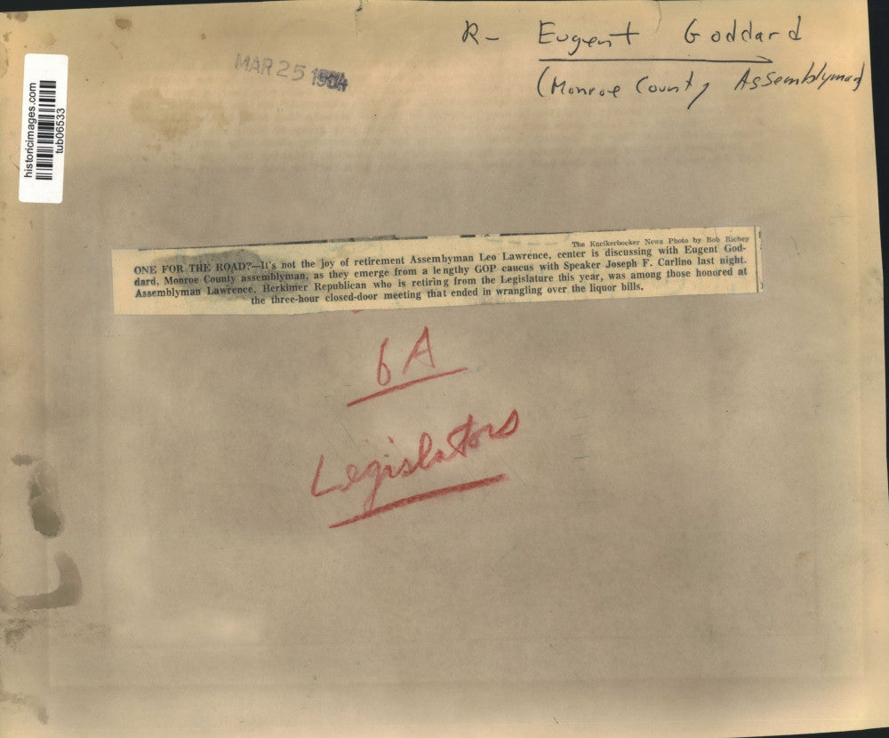 1964 Press Photo New York Assemblymen filing out of meeting in Albany