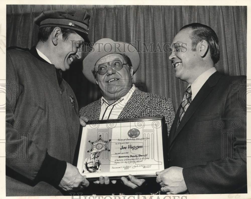 1972 Press Photo Joe Higgins honored as honorary Schenectady, New York sheriff- Historic Images