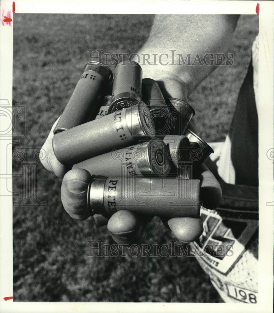 1987 Press Photo Skeet shooting ammunition at Hendrick Hudson Skeet and Trap- Historic Images