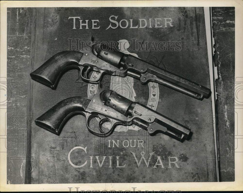 Load image into Gallery viewer, Press Photo 1849 Colt .31 caliber &amp; double-action Cooper .31 caliber pistols
