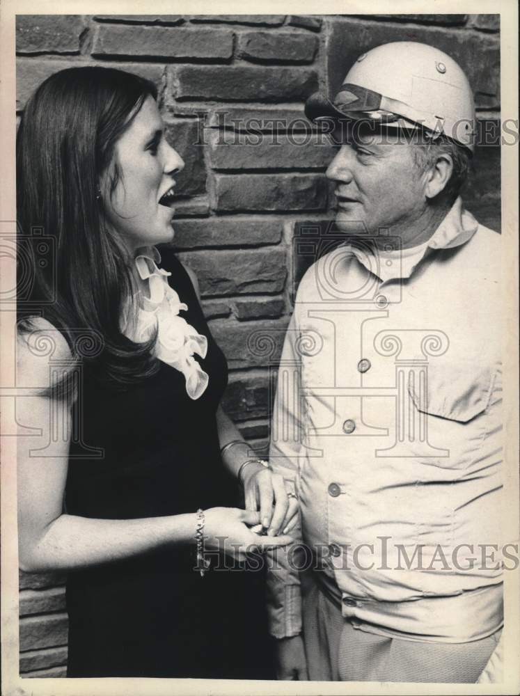 1973 Press Photo Mrs. Daniel Fitzpatrick Jr. with Dick Hamilton in New York- Historic Images