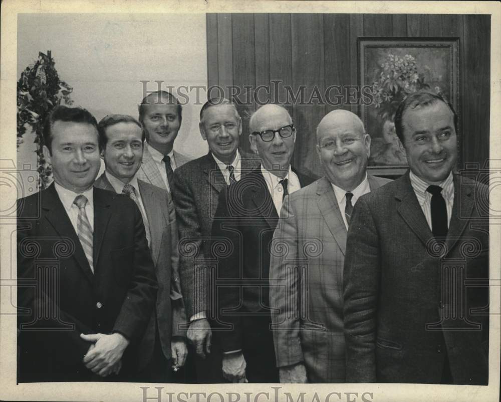 1970 Press Photo Members of Northeastern Chapter of PGA pose in New York- Historic Images