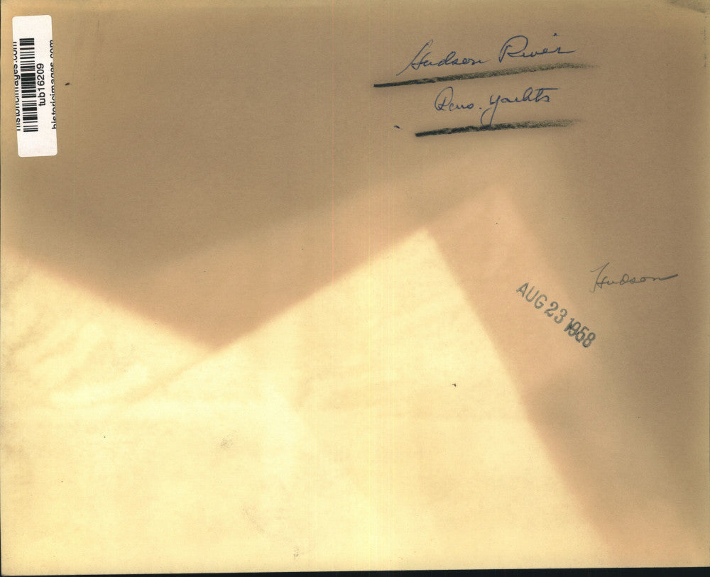 1958 Press Photo Rensselaer Yacht Tied Up on Hudson River - tub16209