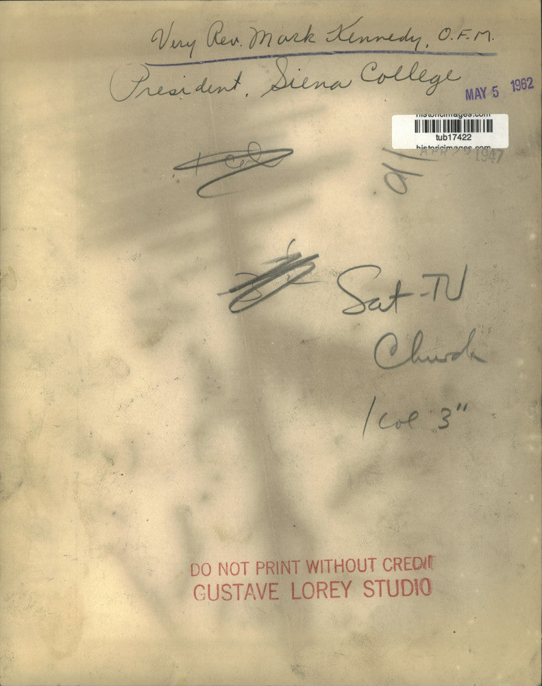 1962 Press Photo Very Reverend Mark Kennedy, Siena College President - tub17422