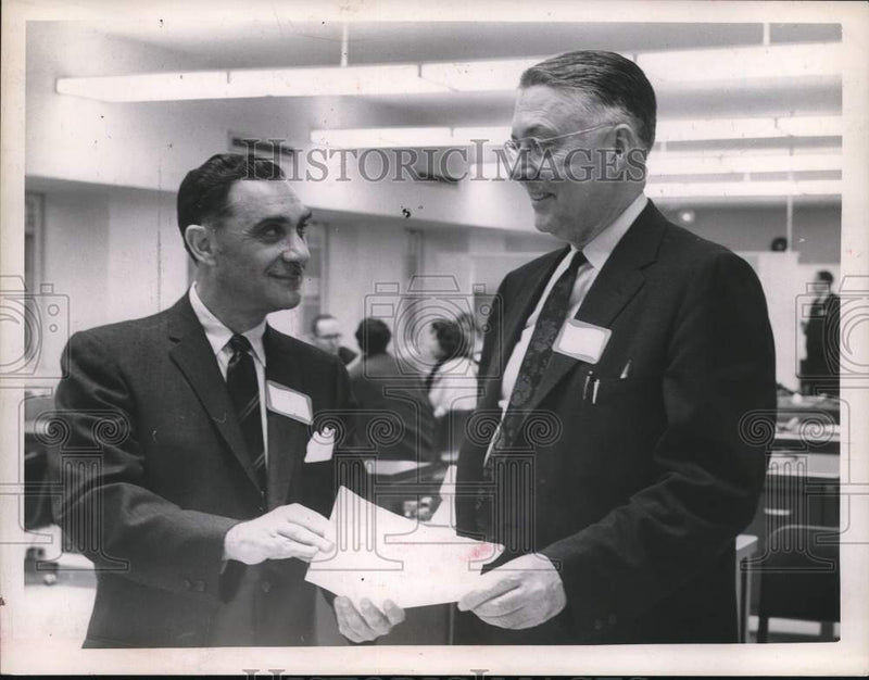 Load image into Gallery viewer, 1962 Press Photo Employment Office Officials Alfred Green &amp; Martin Catherwood
