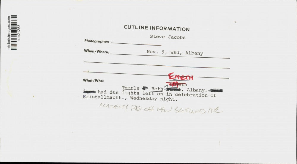 Press Photo Temple Beth Emeth Lit for Kristallnacht in Albany, New York