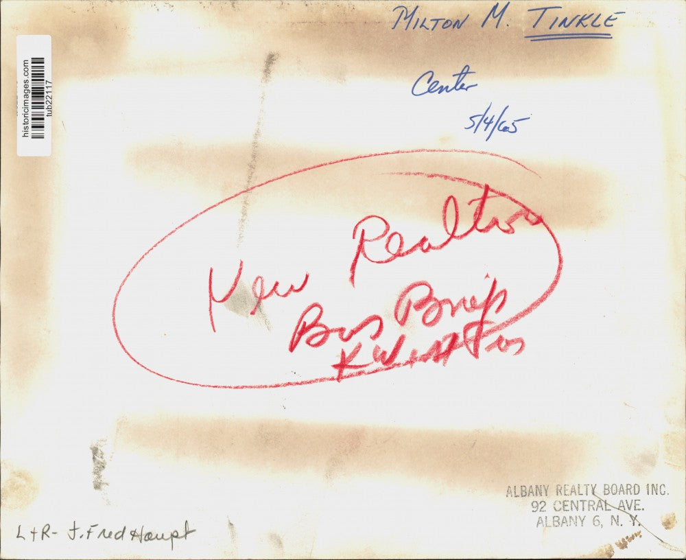 1965 Press Photo Milton M. Tinkle and Other Realtors in Albany, New York