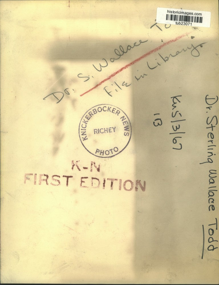 1967 Press Photo Dr. Sterling Wallace Todd, Physician - tub23071