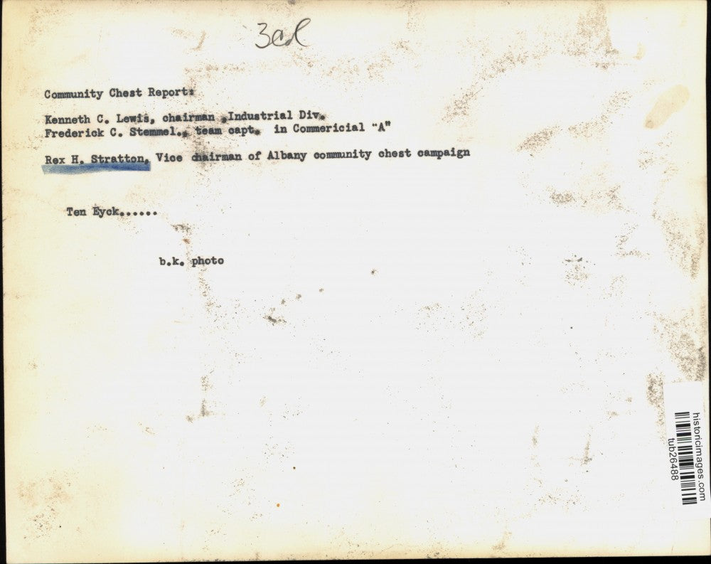 Press Photo Members of Community Chest Present Report at Ten Eyck Hotel, Albany