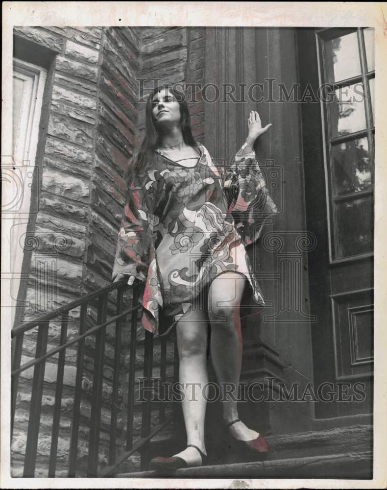 Press Photo Elizabeth Tsiorbeto - tub29902- Historic Images