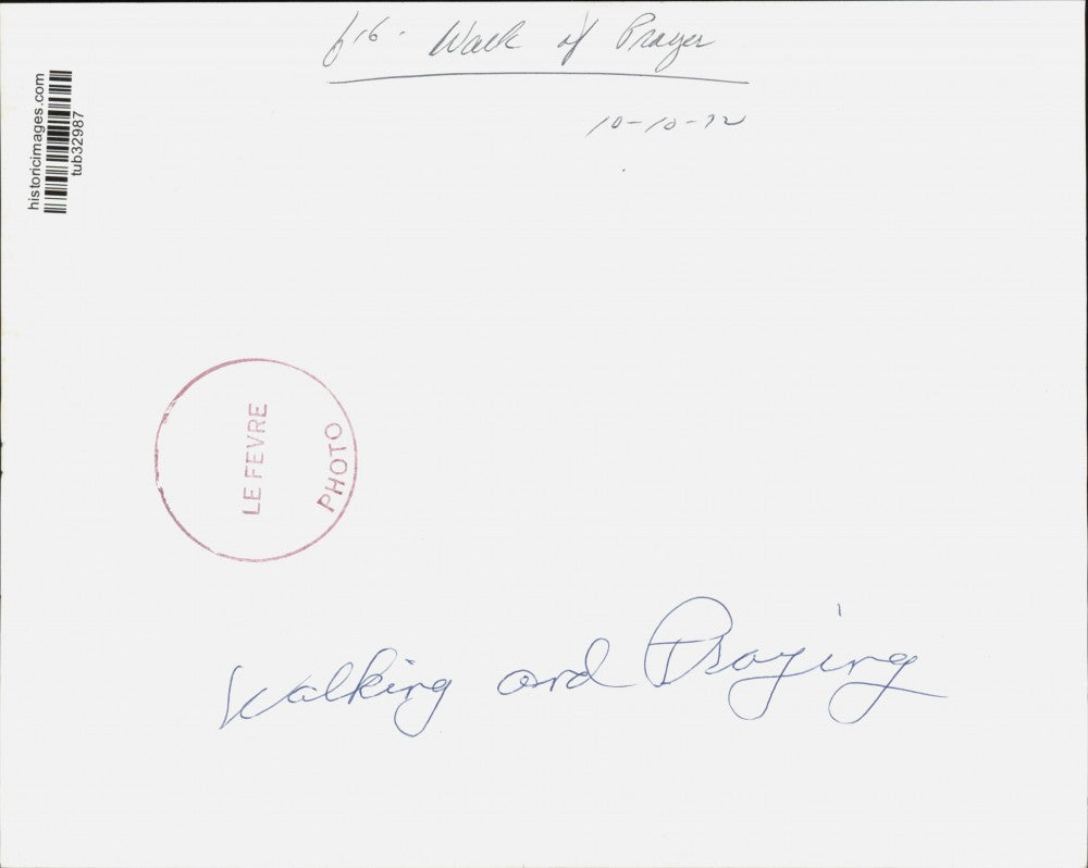 1972 Press Photo Walk of Prayer Participants on Street in Albany, New York