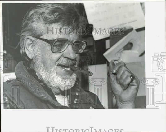 1971 Press Photo Jack Stickelmeyer in the office of his antiques shop, Troy, NY- Historic Images
