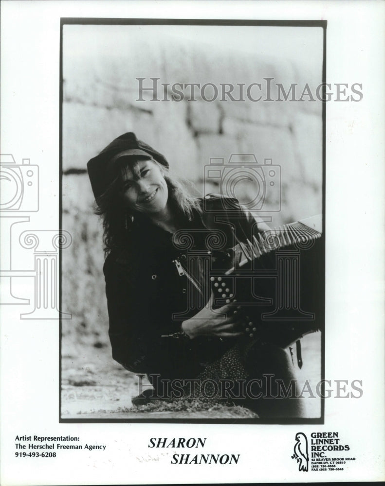 1995 Press Photo Recording artists Sharon Shannon - tup02118- Historic Images