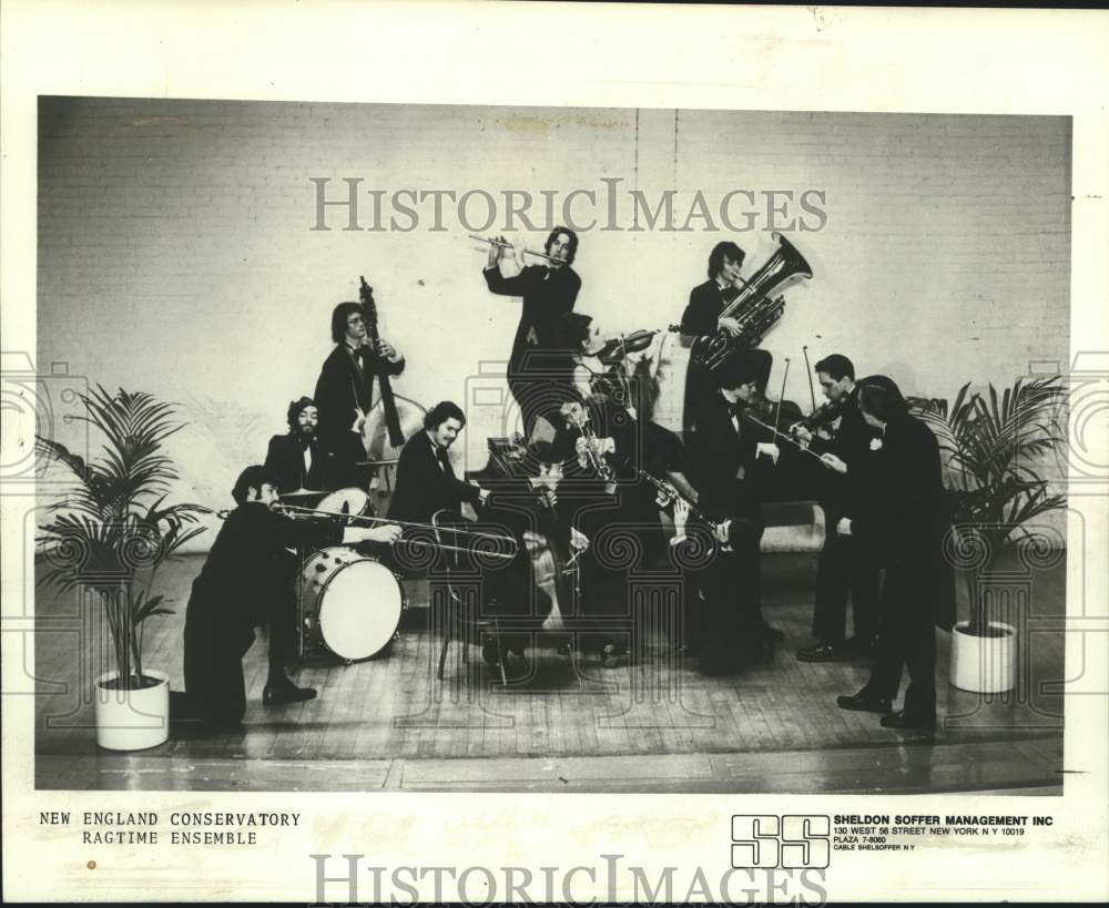 1975 Press Photo New England Conservatory Ragtime Ensemble performs in New York- Historic Images