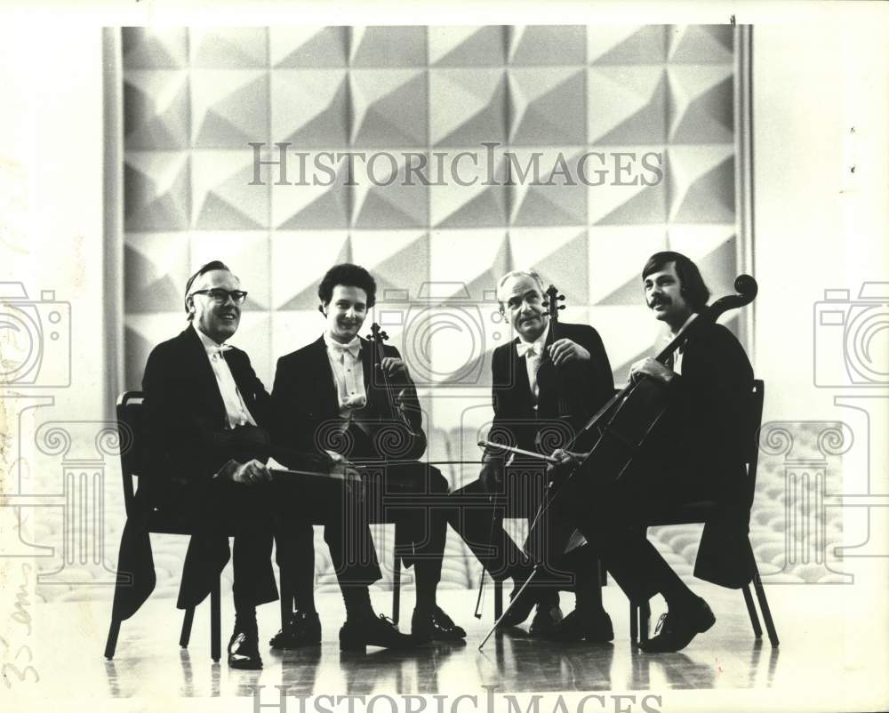 1977 Press Photo New Hungarian Quartet on stage in New York - tup03082- Historic Images