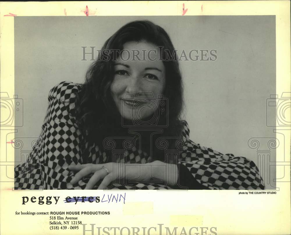 1995 Press Photo Musical artist Peggy Lynn, New York - tup03274- Historic Images