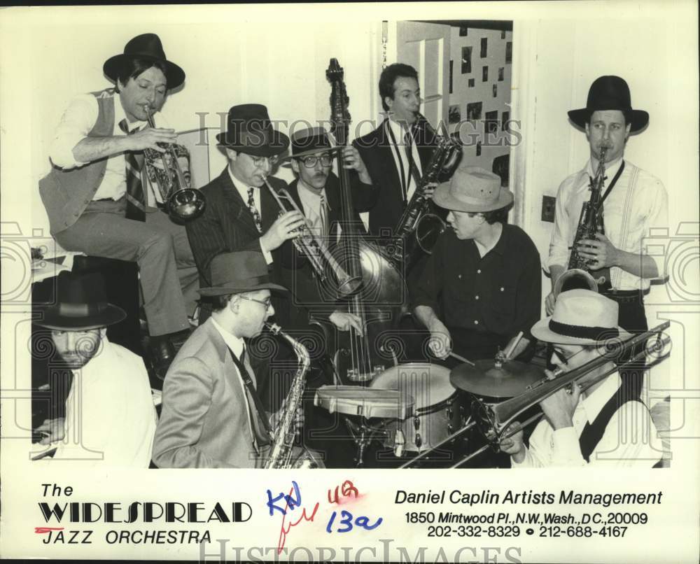 1981 Press Photo Musical performers The Widespread Jazz Orchestra - tup03313- Historic Images