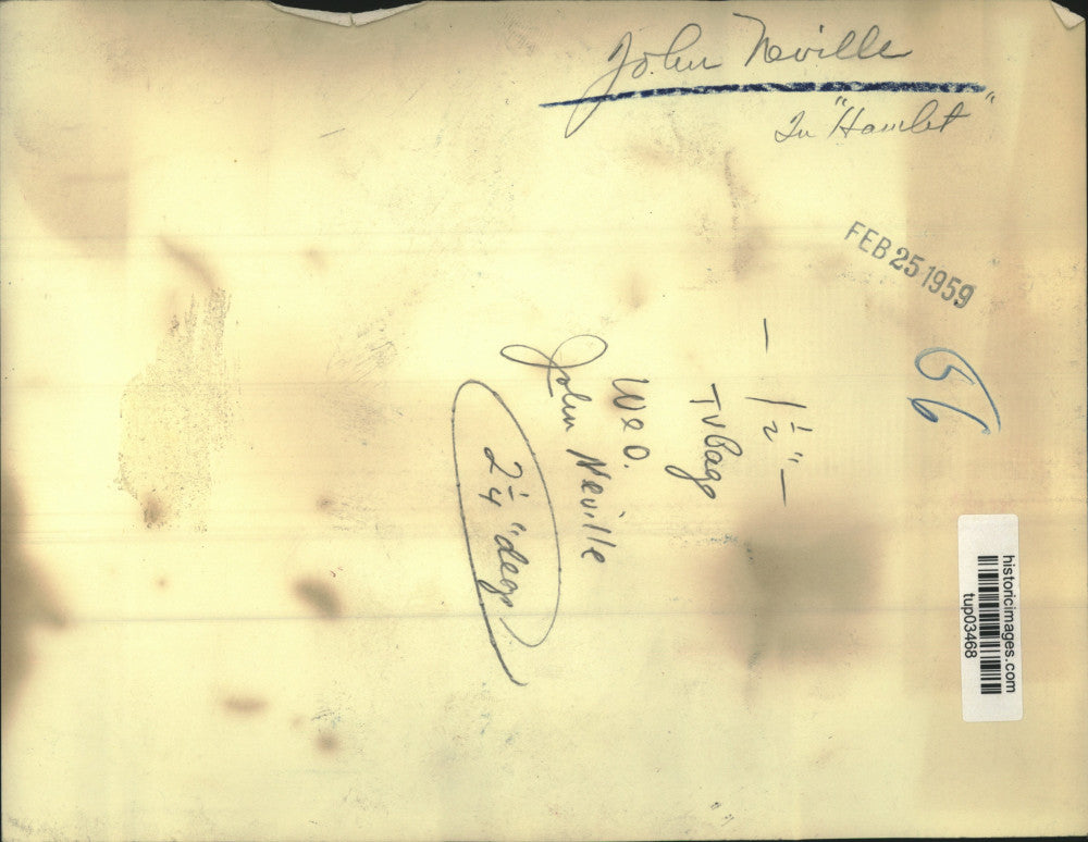 1959 Press Photo John Neville stars in "Hamlet" - tup03468