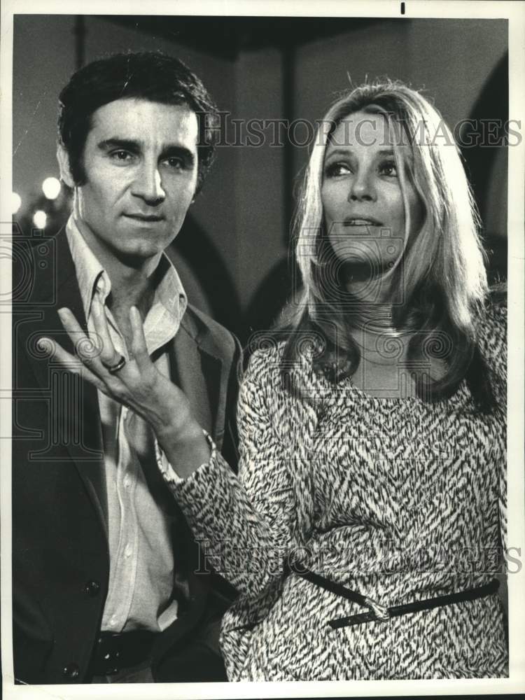 1975 Press Photo Heree North & Tony Lo Bianco star in "Shadow in the Streets"- Historic Images