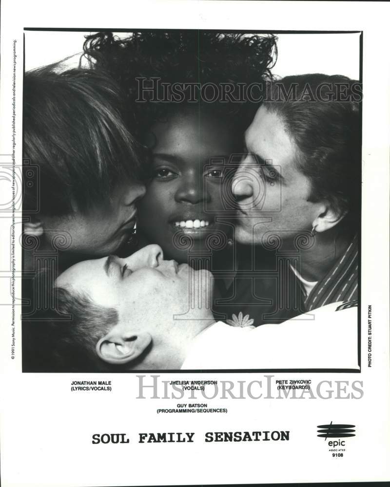 1991 Press Photo Epic Records recording artists Soul Family Sensation- Historic Images