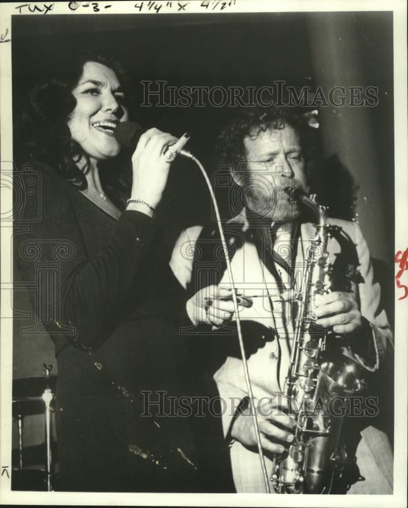 1989 Press Photo Pug Horton (Joann Wilber) & Bob Wilber perform in Albany, NY- Historic Images