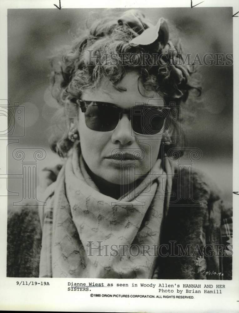1985 Press Photo Dianne Wiest stars in "Hannah and Her Sisters" - tup03565- Historic Images