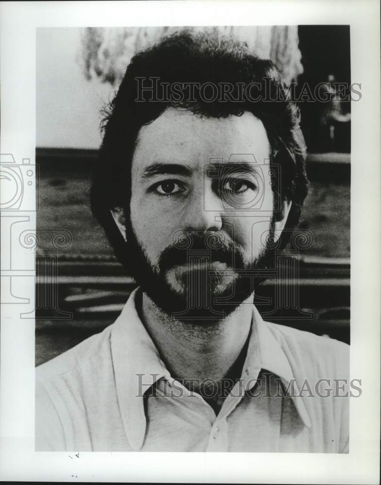 1977 Press Photo Musical artist Jesse Winchester - tup03641- Historic Images